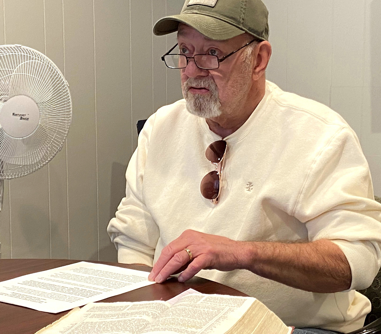 Pastor David Mueller